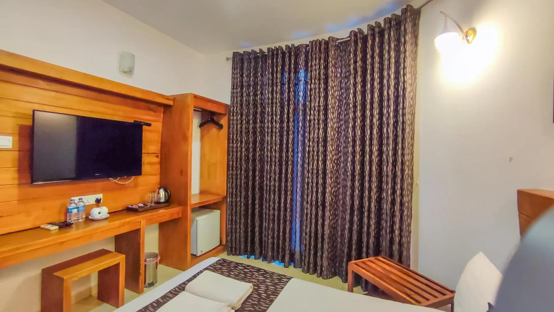 Kandyan View Holiday Bungalow Free Pickup From Kandy Bed & Breakfast
