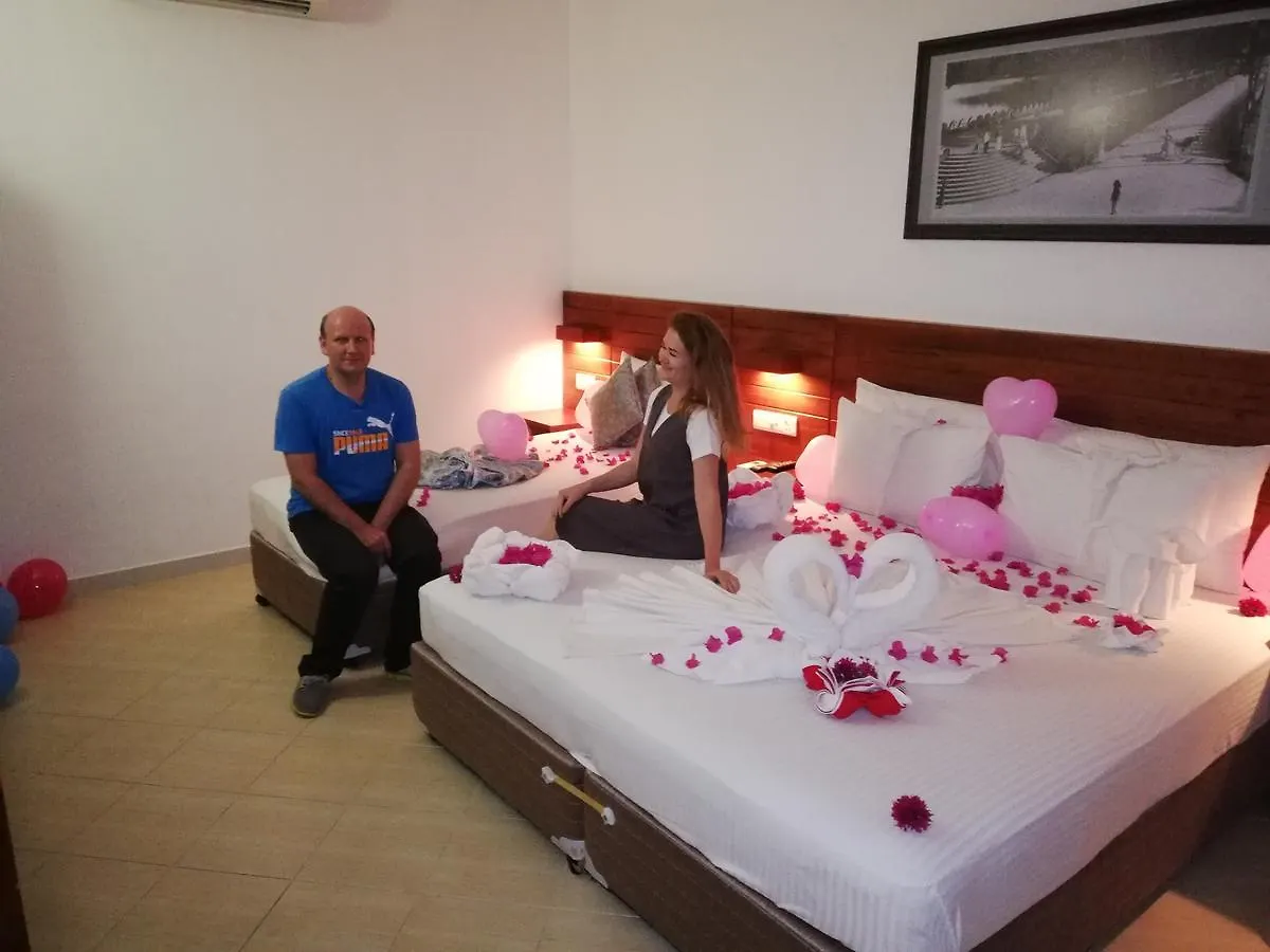 Bed & Breakfast Kandyan View Holiday Bungalow Free Pickup From Kandy