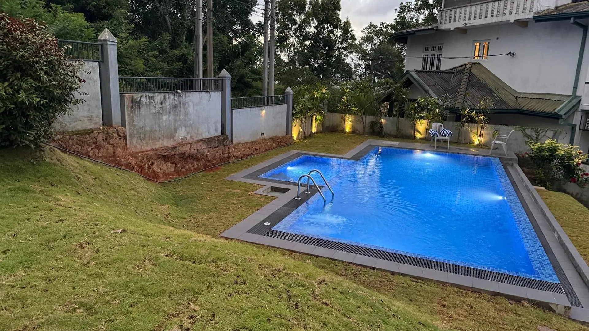 Kandyan View Holiday Bungalow Free Pickup From Kandy 3*,  Sri Lanka