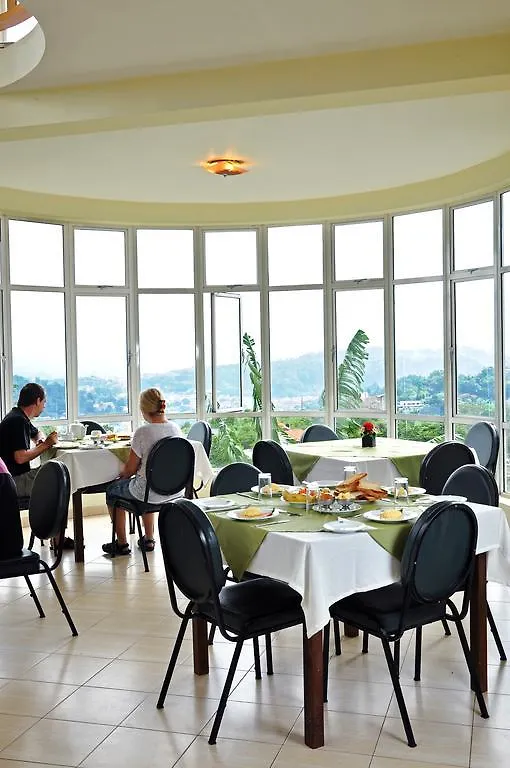 Kandyan View Holiday Bungalow Free Pickup From Kandy Bed & Breakfast